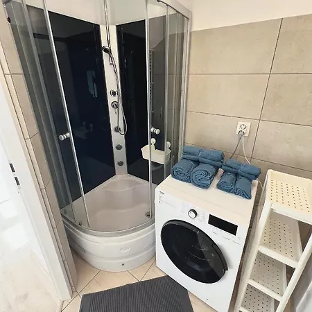 アパート White - Free Parking カトヴィツェ